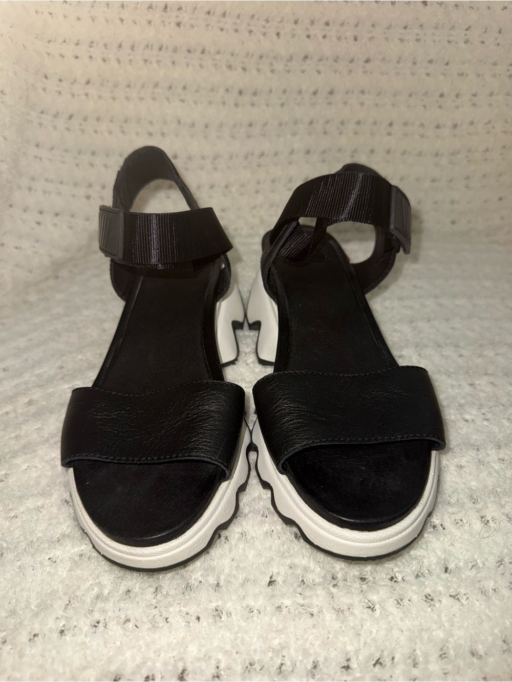 SOREL Women's Kinetic Impact Y-Strap High Sandal - Picture 2 of 4